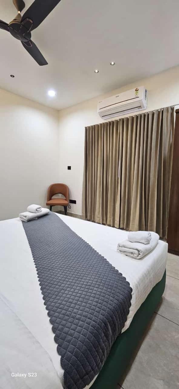 Shree Jalaram Resort Kodāe Екстериор снимка